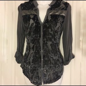 TINY by Anthropologie. Gray 3/4 sleeve blouse